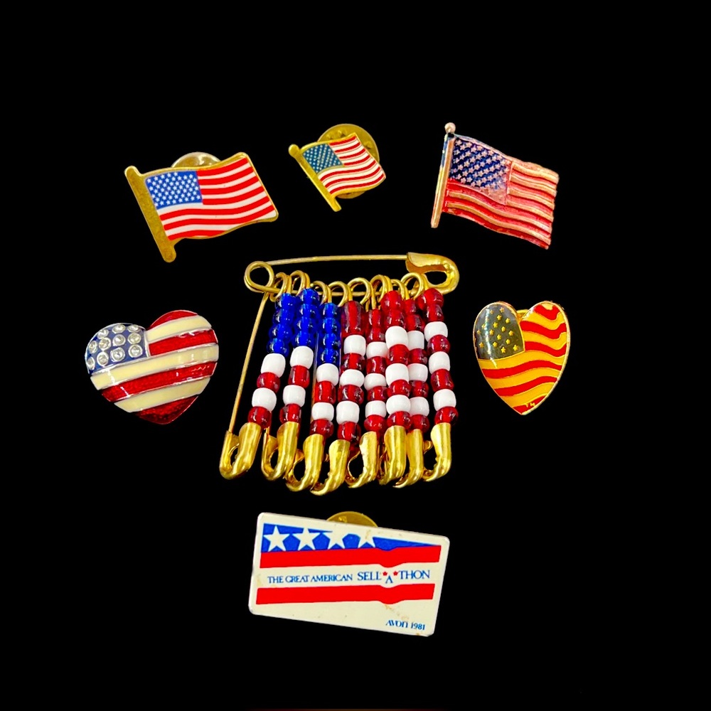 7 Vintage American Flag 4th of July Pins